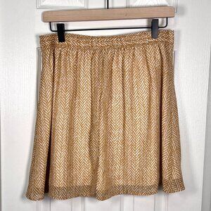 Old Navy Chevron Elastic Waist Flat Front Mini Skirt Yellow White Size S